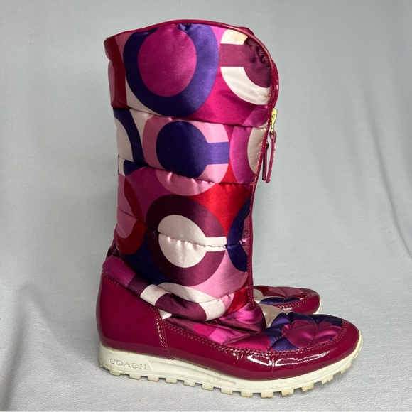 Coach Jolt Signature Puff Snow Boots Womens Pink Berry HTF Logo Quilted 6 B - Picture 1 of 13